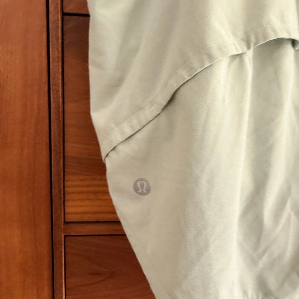 Lululemon Speed Up Low-Rise Lined Shorts 2.5" Size 14 - Picture 6 of 10